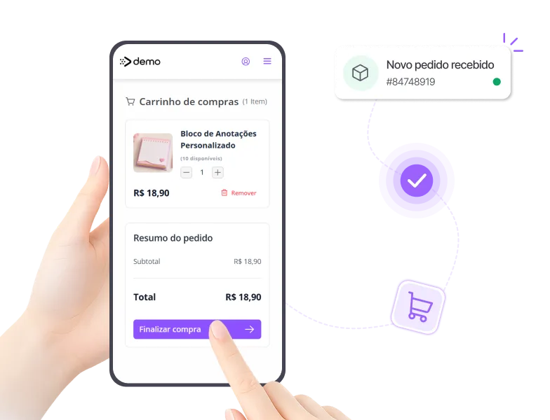 Cliente realizando pedido em uma papelaria criativa online